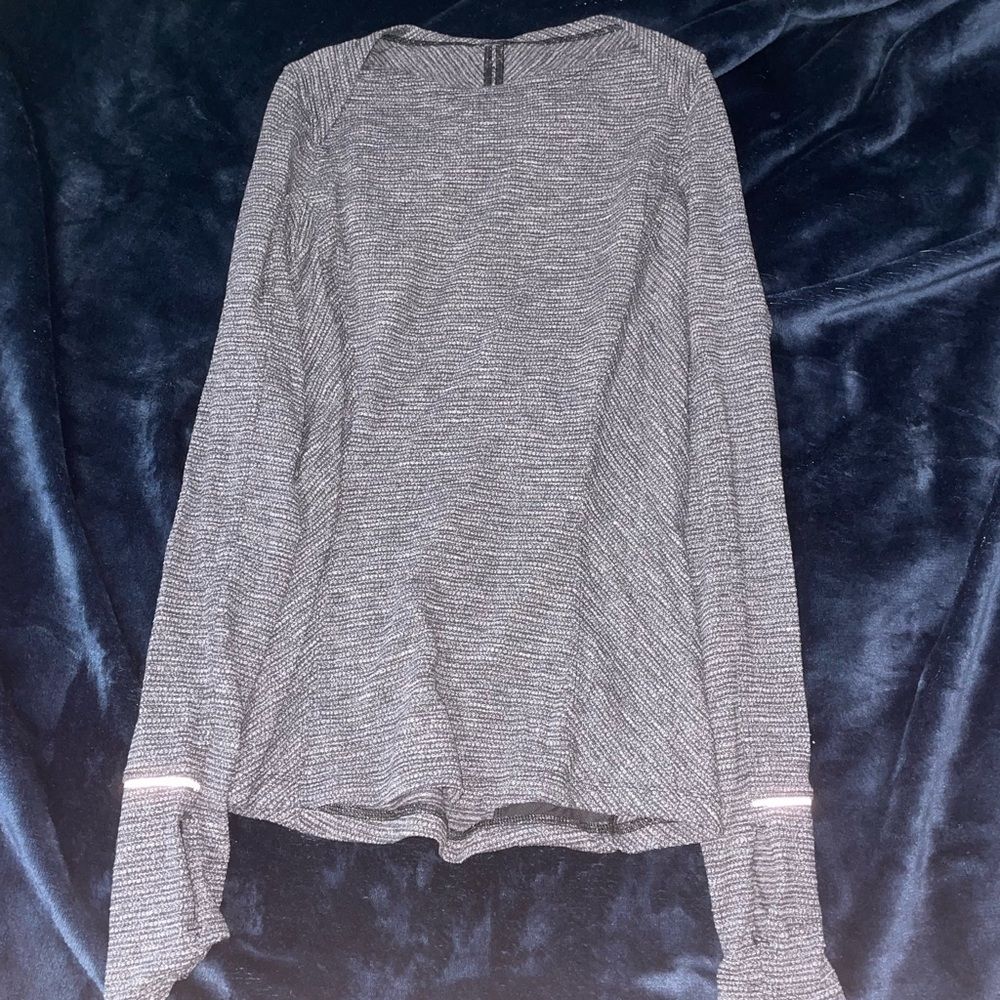 Lululemon long sleeve top
